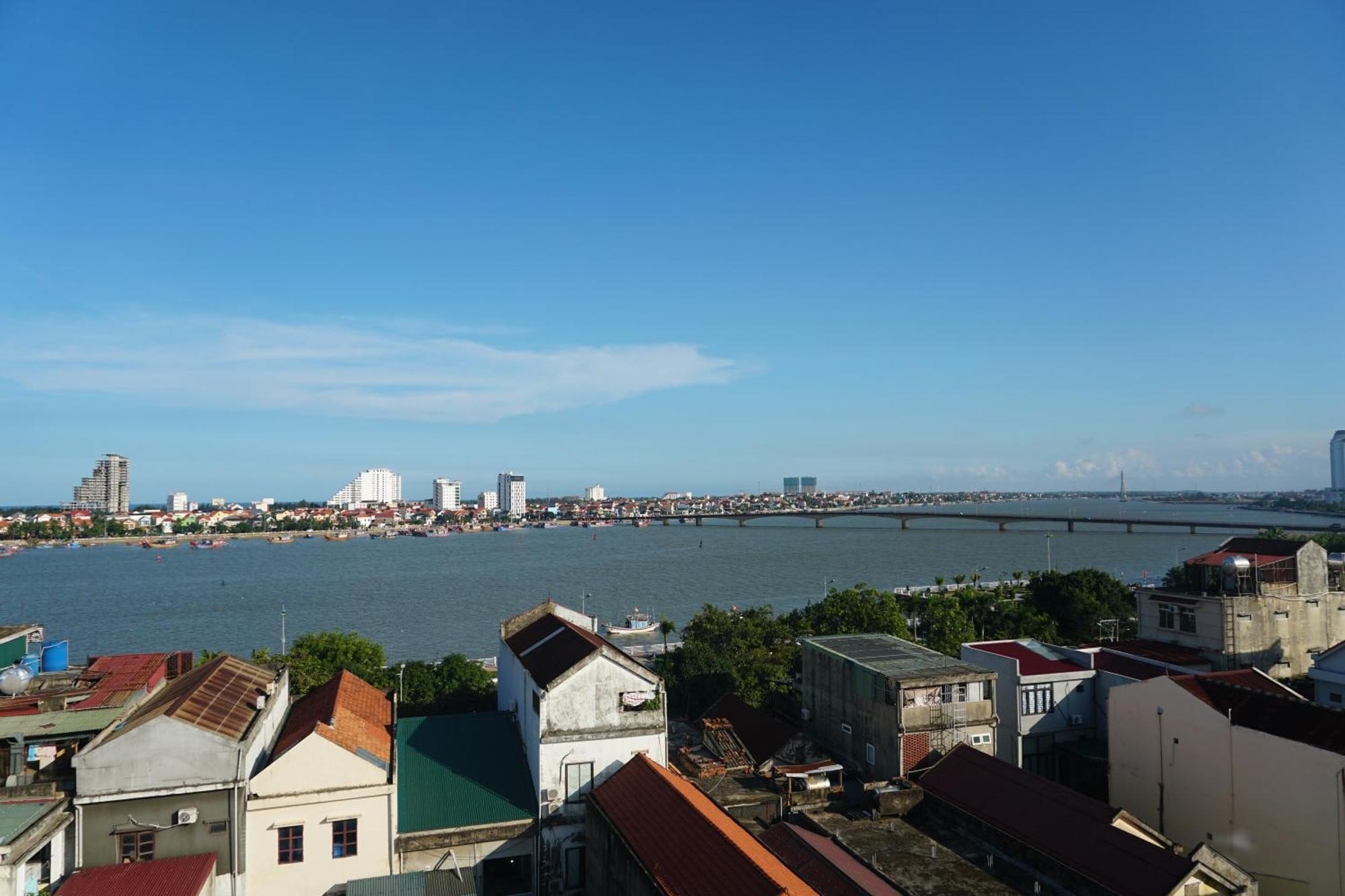 Minh Quang Hotel Донгхой Екстер'єр фото