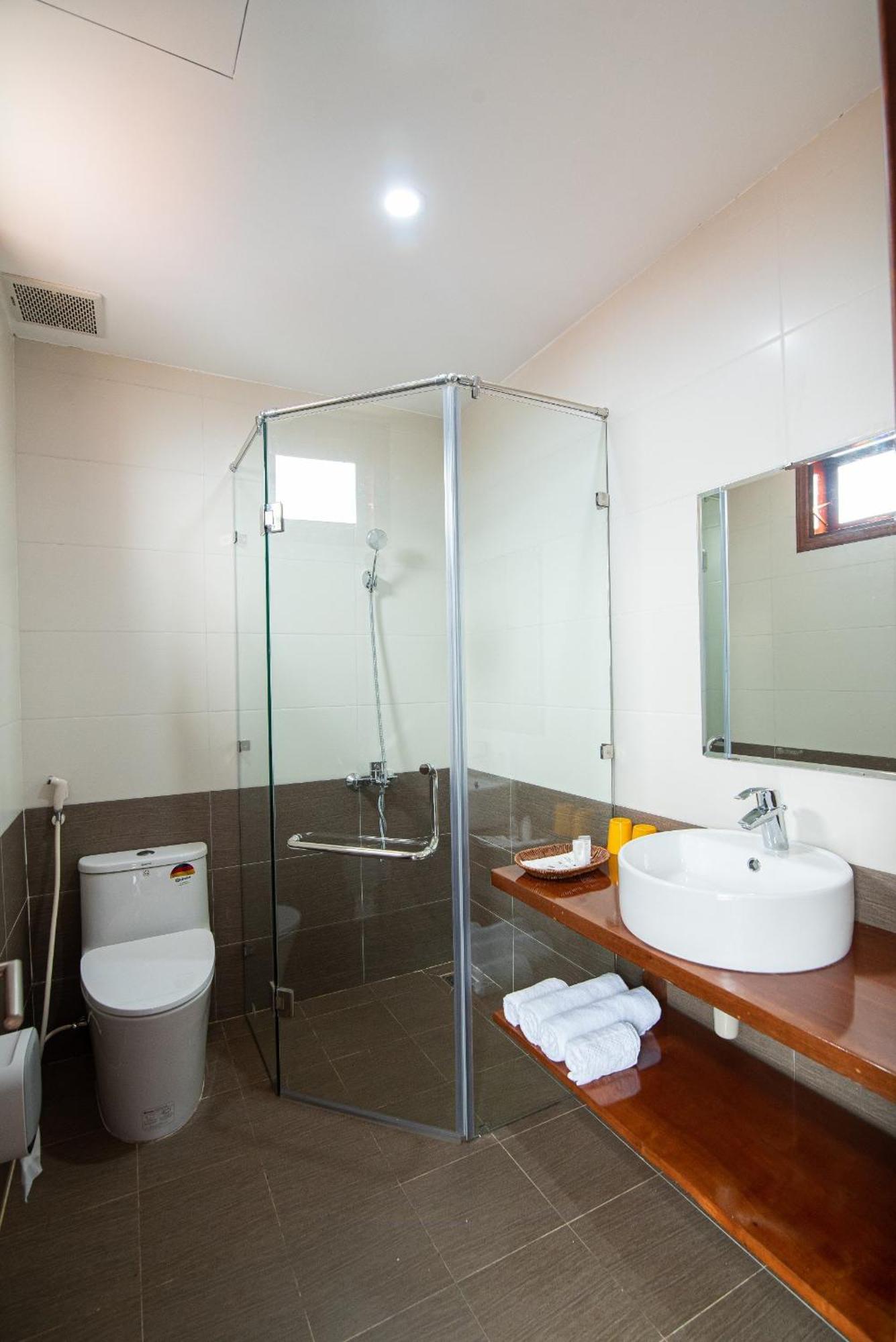 Minh Quang Hotel Донгхой Екстер'єр фото